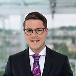 Florian Krumenaker, LL.M.