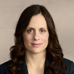 Claudia Suter