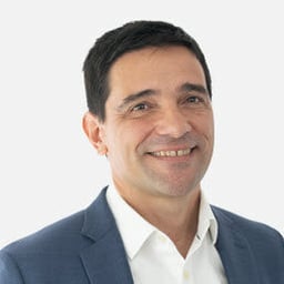 Ezequiel Artola