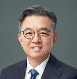 Daniel Lee 