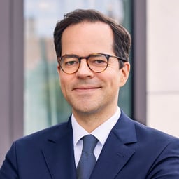 Dominik Rompza, LL.M