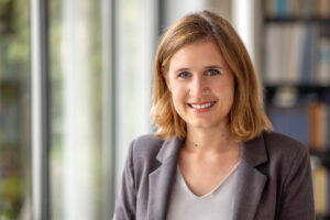 Lara Itschert photo